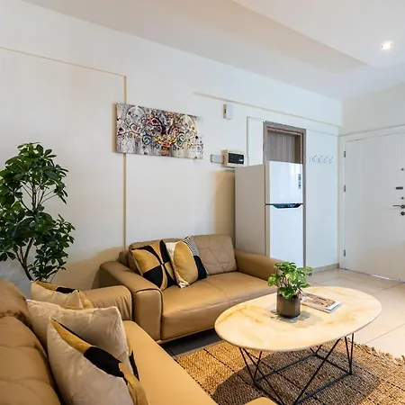 City Cove 1-br Apt In アパート ラルナカ